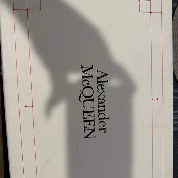 Alexander McQueen White Sneakers - Picture 11 of 11